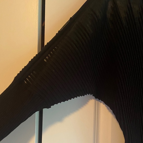 DKNY Black Sweater with Long Dolman Sleeves
Size Small - Picture 5 of 8